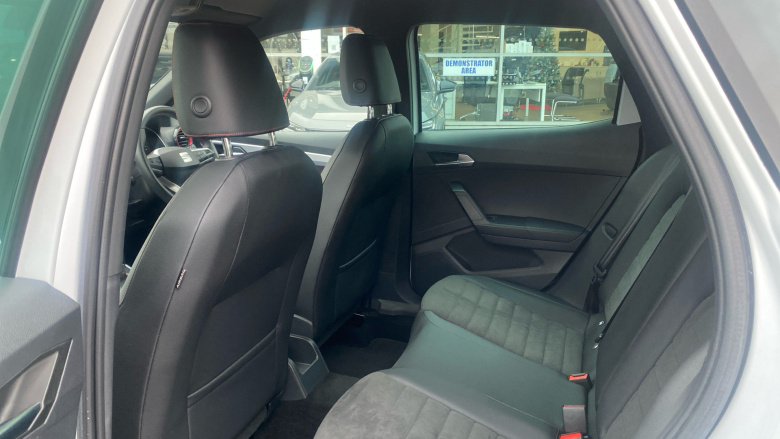 SEAT Arona 1.0 TSI 110 FR Sport 5dr DSG Petrol Hatchback